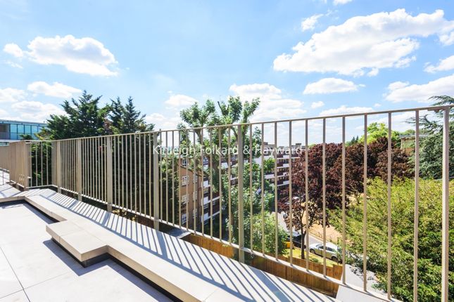 9, Cavell C, 3 Dog Kennel Hill, London photo 3