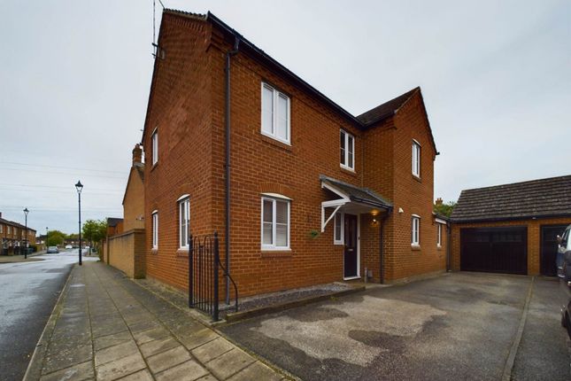 Detached house for sale in Fairford Leys Way, Fairford Leys, Aylesbury