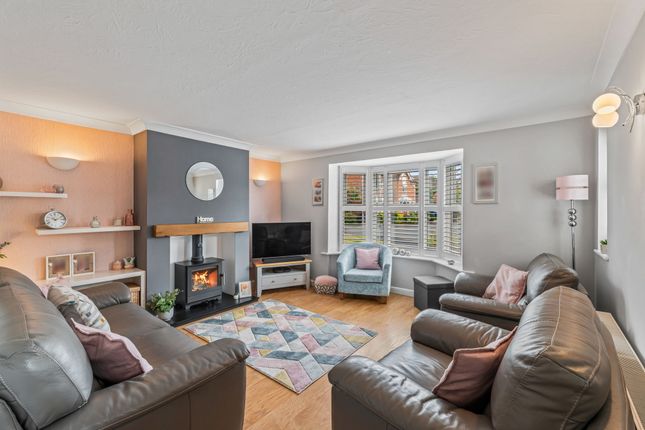 2 Brightwell Close, Warrington photo 4