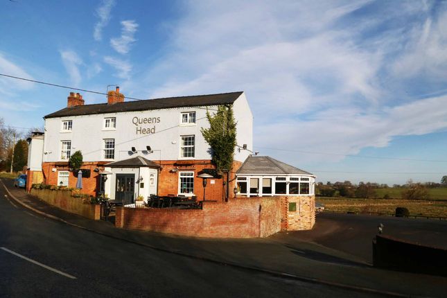 Thumbnail Pub/bar for sale in Queens Head, Oswestry
