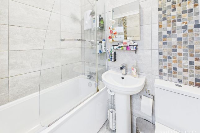 21, Fallowfield, Welwyn Garden City photo 4