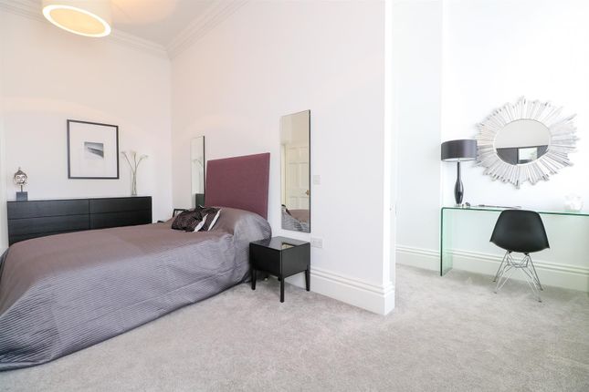 Flat for sale in Royal Sutton Place, King Edwards Square, Sutton Coldfield