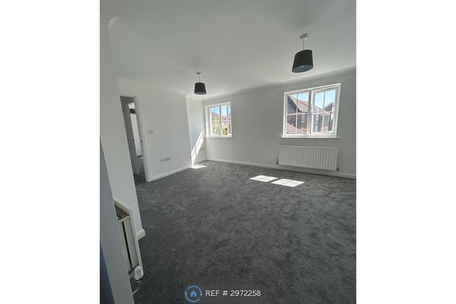 Charlock Drive, Minster On Sea, Sheerness photo 5