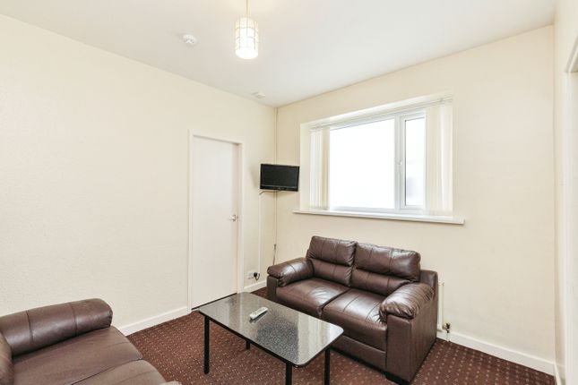 Flat for sale in Hull Road, Blackpool, Lancashire