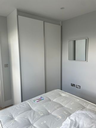 Flat to rent in Springfield Road, Chelmsford