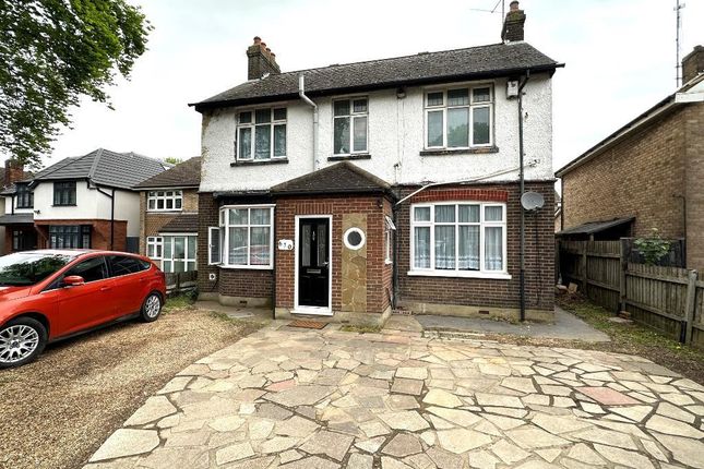 Detached house for sale in Dunstable Road, Challney, Luton, Bedfordshire