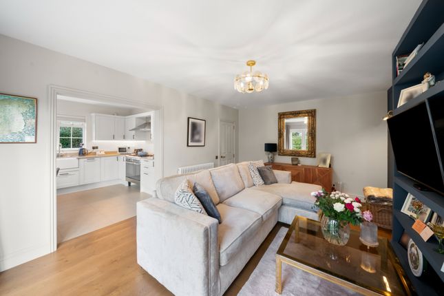 7 Madge Hill 174, Church Road, Greater London photo 3