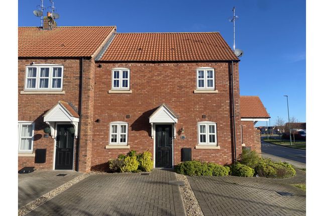 Thumbnail Flat for sale in Hamlet Drive, Hull