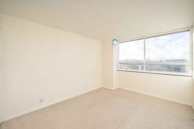 Flat 8, The Towers, Lower Mortlake Road, Richmond photo 3