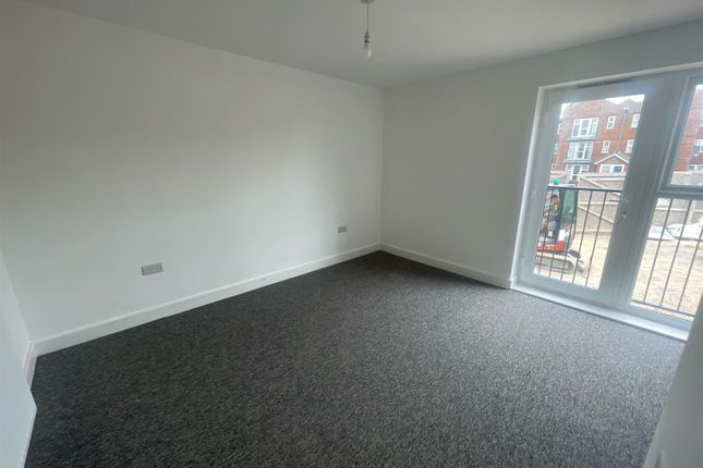 Flat 4 (FFF), 367, South Coast Road, Peacehaven photo 3