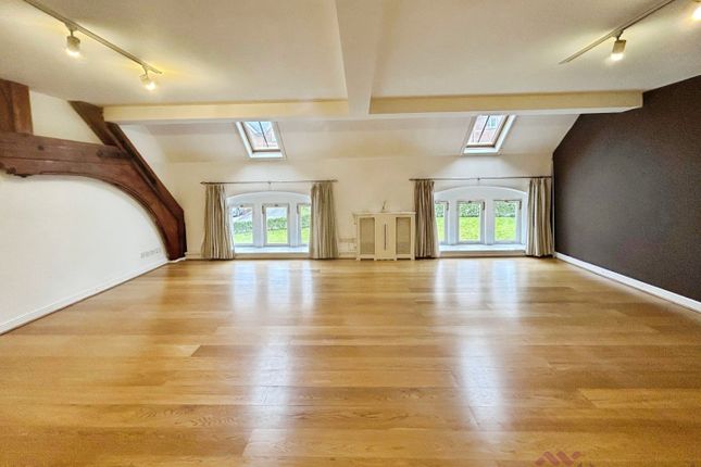 Apt 14, The School House, School Street, Bolton photo 2