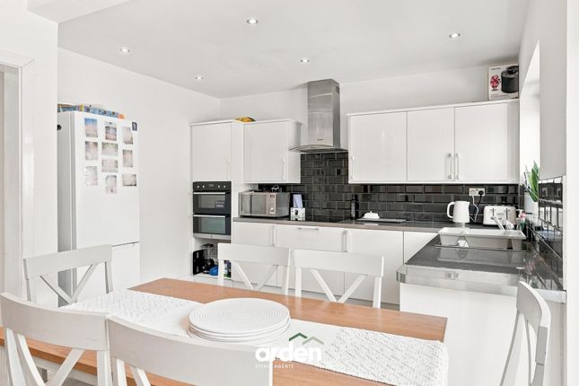 81 Green Park Road, Birmingham photo 4
