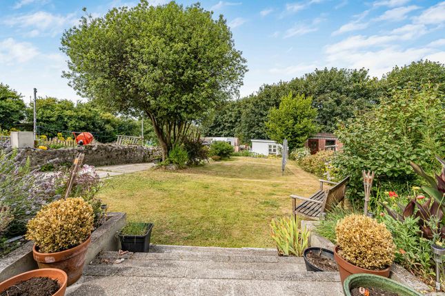 32 Hendra Road, St. Austell photo 2