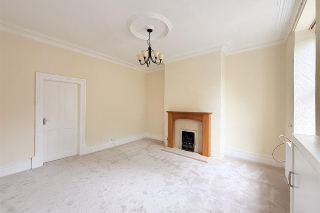 83, Stocks Lane, Stalybridge photo 2