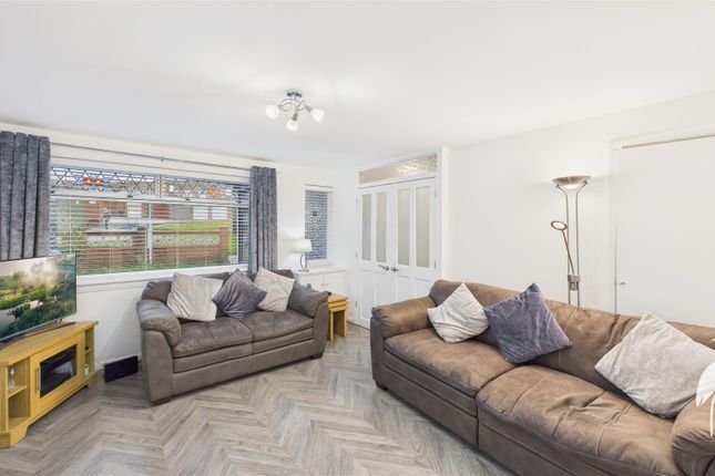 27, Spa Well Drive, Sunderland photo 2