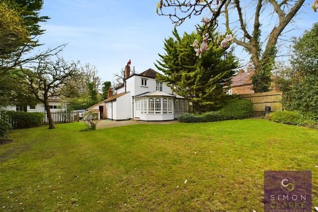 Ridgeway Cottage, 51, Totteridge Village, London photo 2