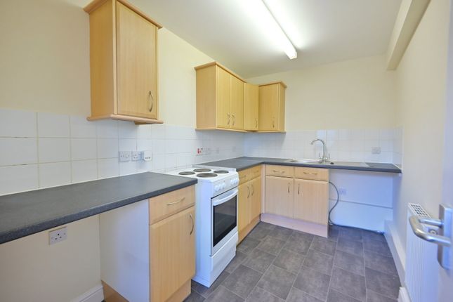 84,Flat A, North Street, Ripon photo 4