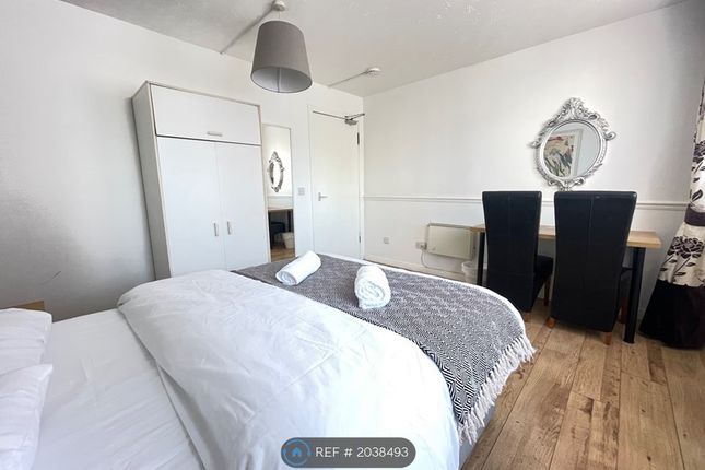 Flat to rent in East Crosscauseway, Edinburgh