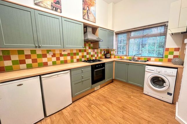 98, Rosebery Way, Tring photo 3