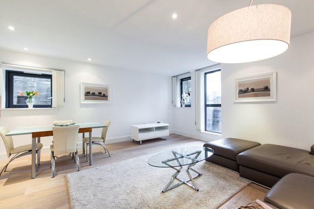 Flat 2, (14), Piazza Residences, Covent Garden photo 2