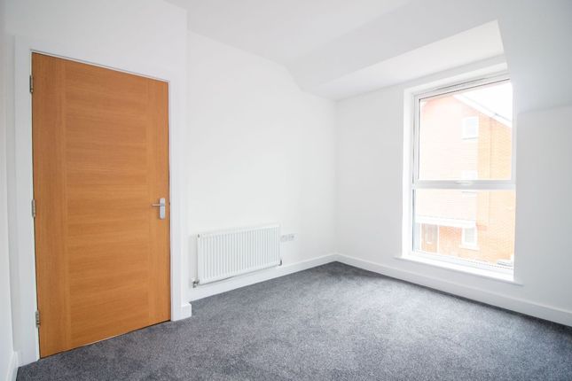 Flat for sale in Oasthouse Drive, Horndean