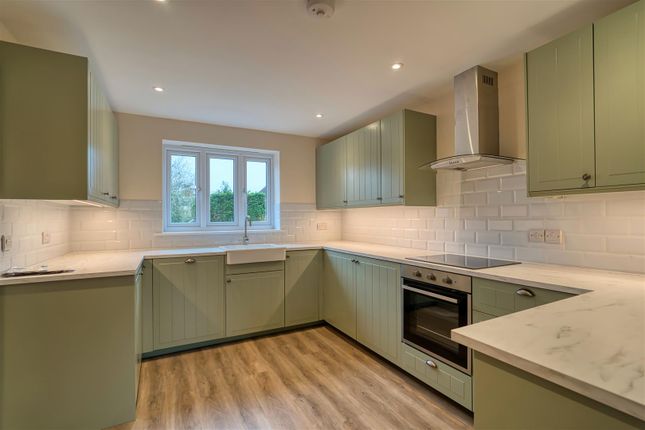 Corner House, Cypress Way, Gillingham photo 3