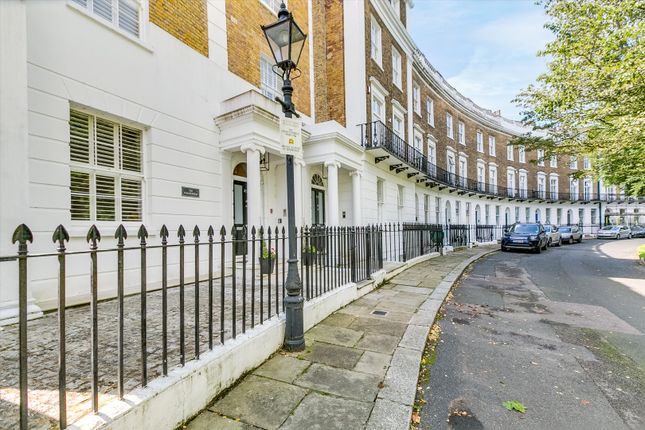 End terrace house for sale in Crescent Grove, London