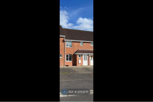 Thumbnail Terraced house to rent in Rye Close, Sleaford