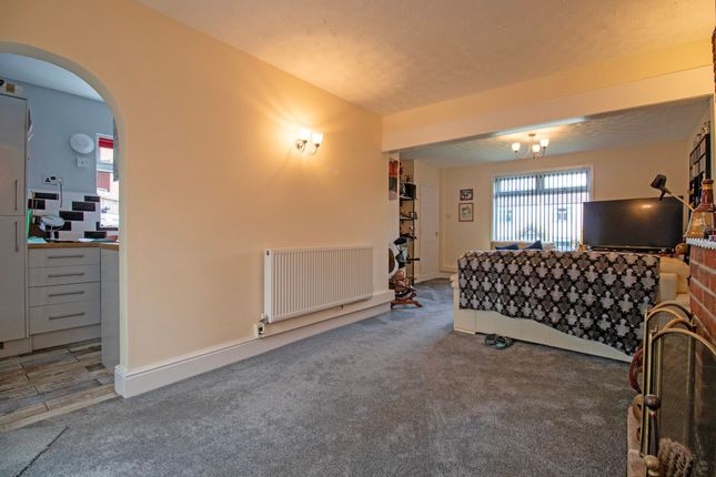 60 High Street, Gainsborough photo 4
