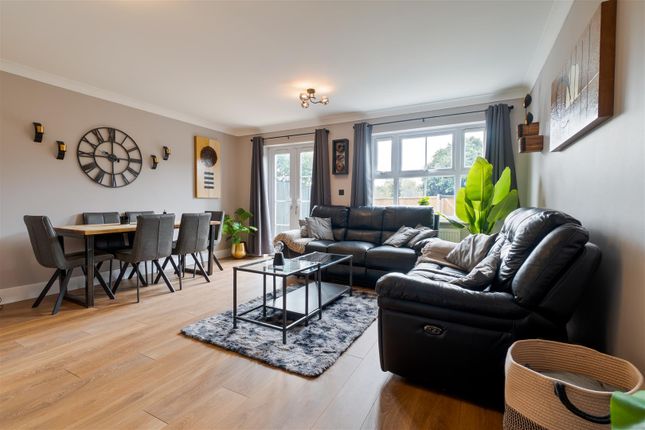 3 Highgrove Cottages, Maidstone Road, Maidstone photo 3