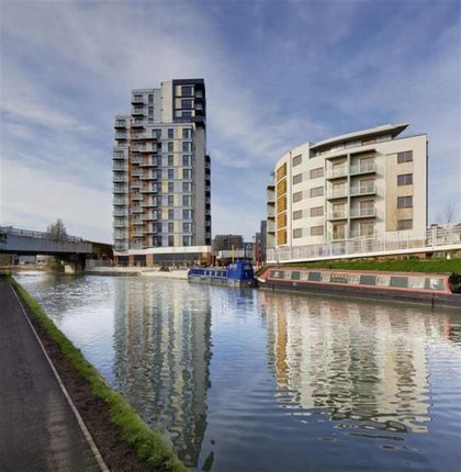 Flat for sale in Fairbanks Court Atlip Road, Wembley, Middlesex