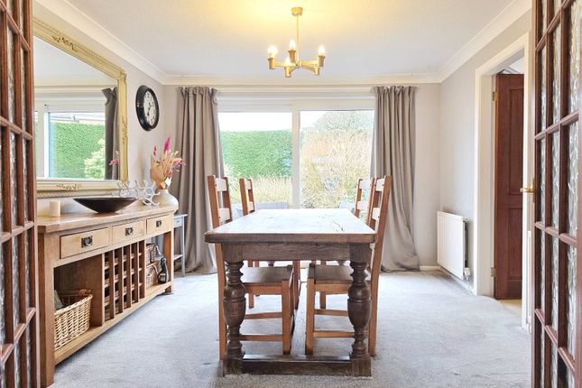 5, Ryde Close, Rossendale photo 3