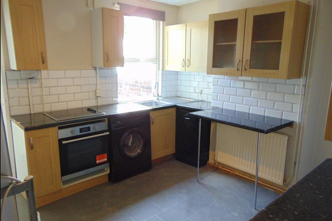 14, Victoria Street, Berkshire photo 3
