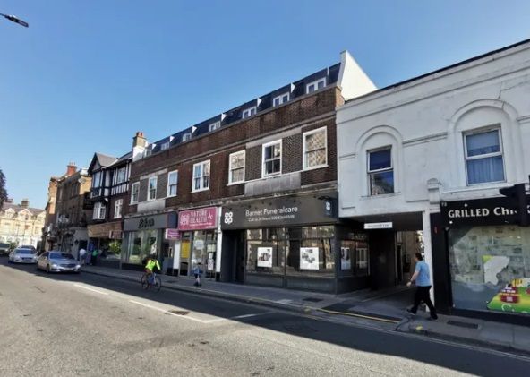 Thumbnail Flat to rent in Greenhill Parade, Great North Road, Barnet