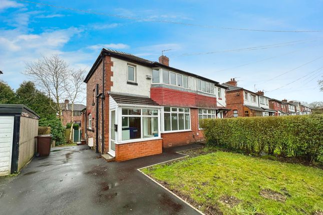 44 Thatch Leach Lane, Manchester photo 3