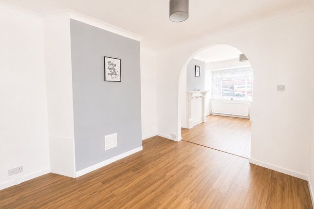 397 Corporation Road, Newport photo 3