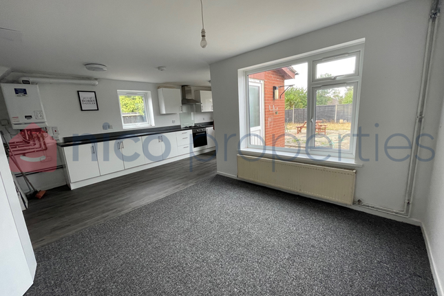 3, Cottagers Close, Leicester photo 3