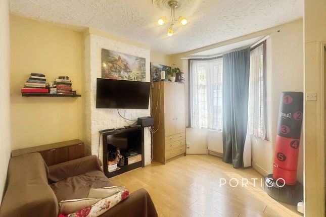 59, Vernon Road, London photo 3