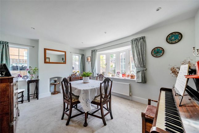 9, Westfield Road, Surrey photo 4