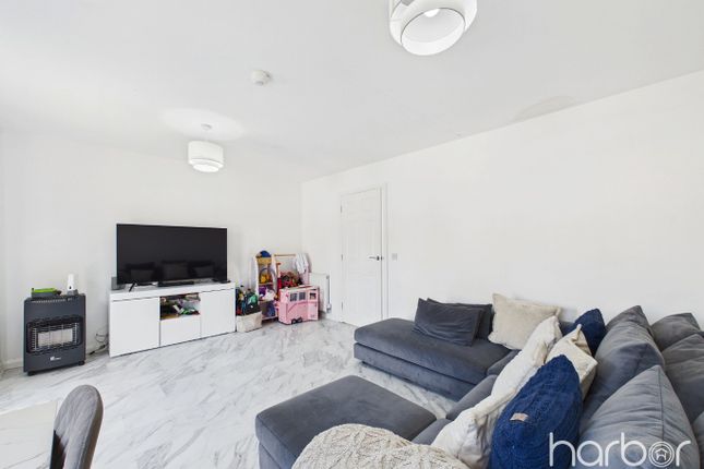 1 Broomfield Gate, Barlornock, City of Glasgow photo 3