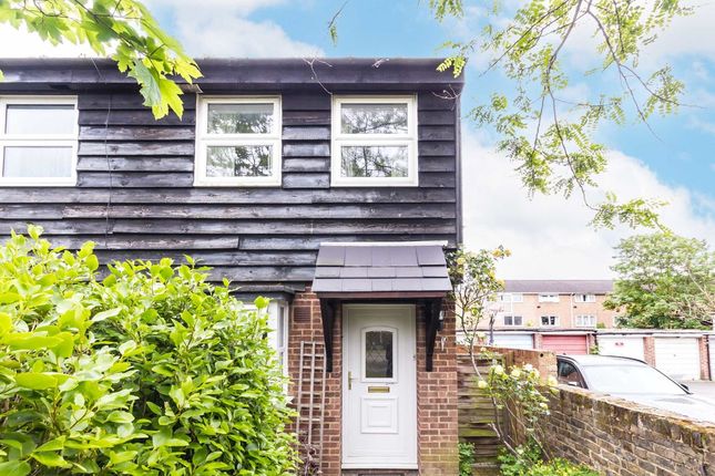 Terraced house to rent in Moreton Avenue, Osterley, Isleworth