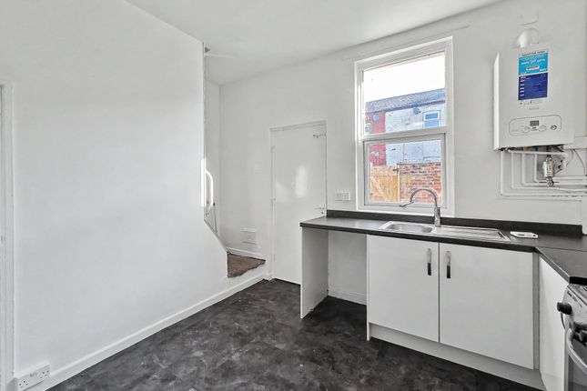 3, Watts Street, Manchester photo 5