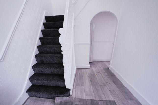 Boundary Road, London photo 4