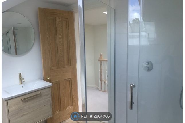 Little Guildown House, Guildown Road, Guildford photo 5
