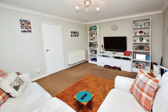 End terrace house for sale in Woodhall Way, Fareham