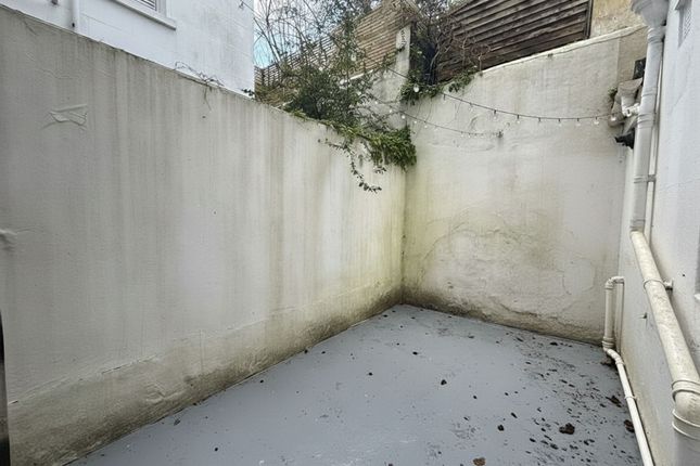 14a Albert Road, Brighton photo 4