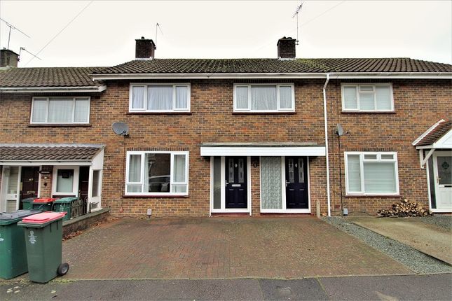 Thumbnail Terraced house to rent in Brookside, Crawley, West Sussex.