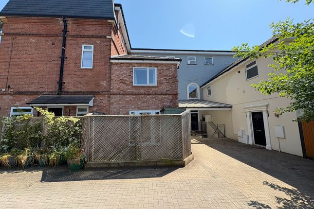 3 Graftonbury Court, Grafton Lane, Hereford photo 3