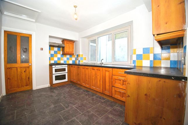 4, Grongaer Terrace, Pontypridd photo 4