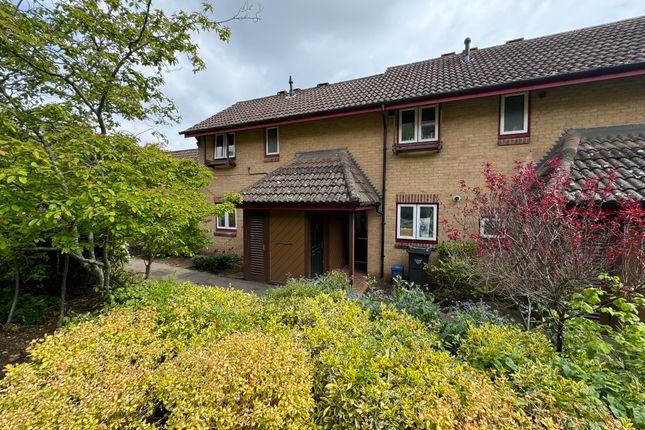 Thumbnail Property to rent in Yarwell Court, Highfield Crescent, Kettering